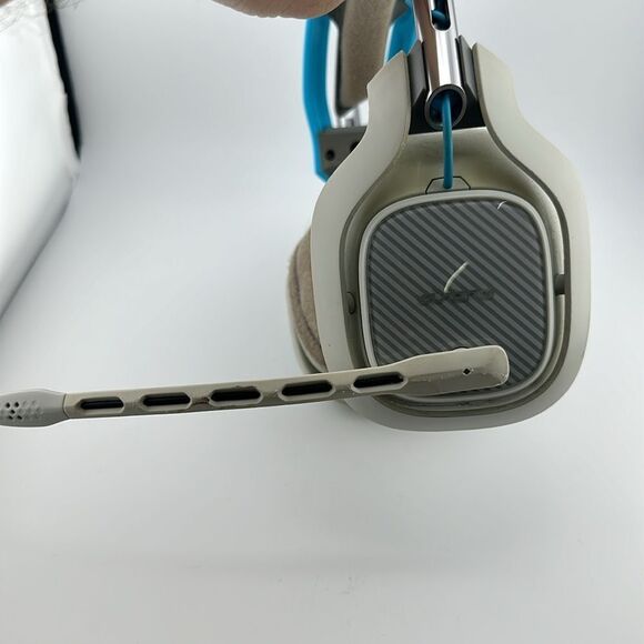 USED ASTRO Gaming A40 Gaming HEADSET ONLY (Gen 2) for Xbox One - BLUE LIGHT GRAY - Picture 4 of 4